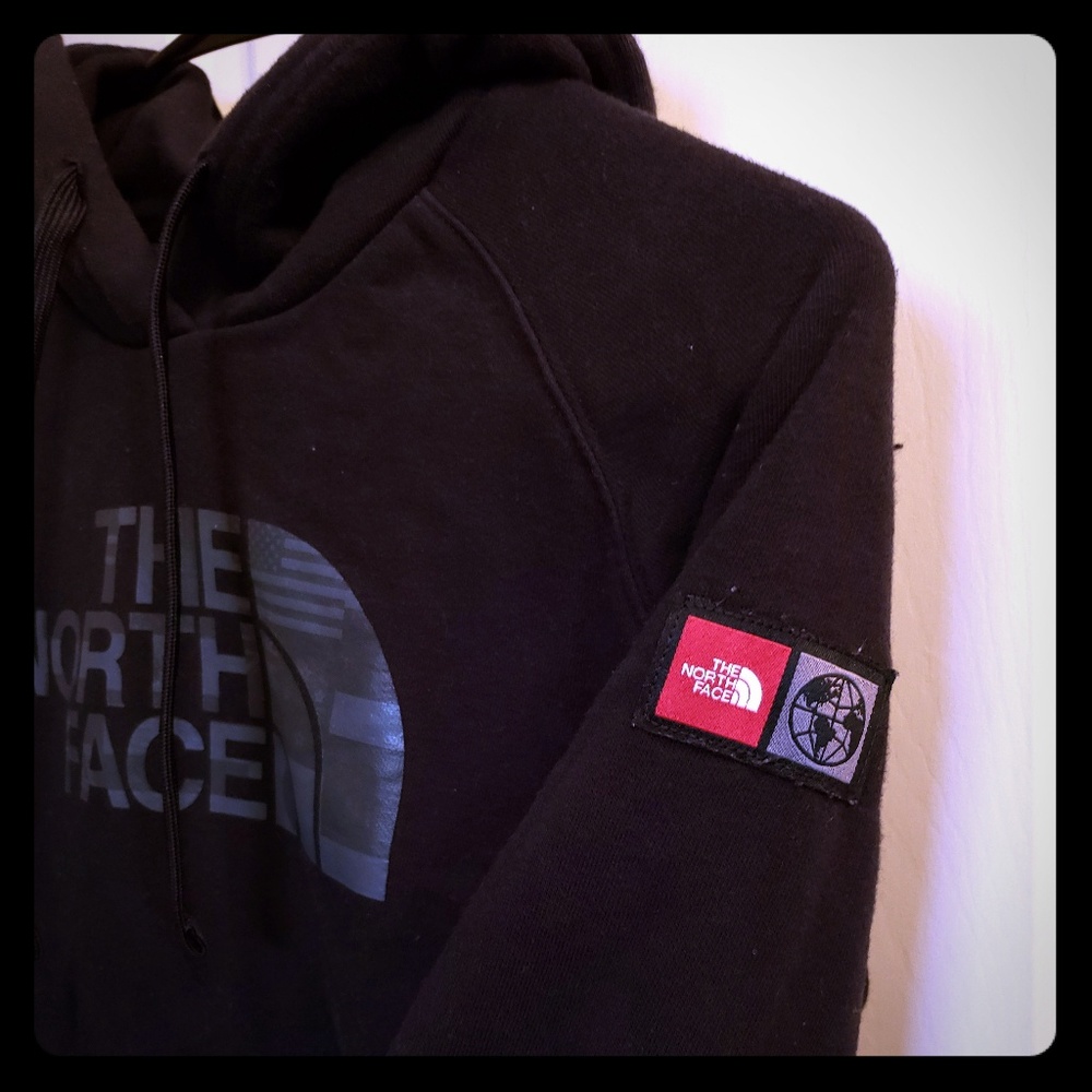 Women's North Face olympic hoodie